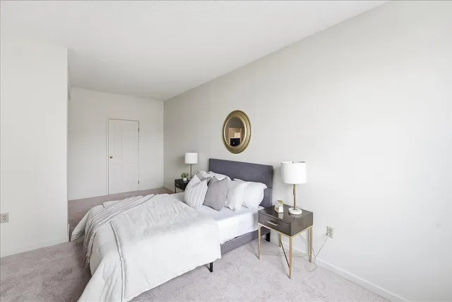 $649,000 | 1 Greene Street, Unit 606, Jersey City, NJ 07302