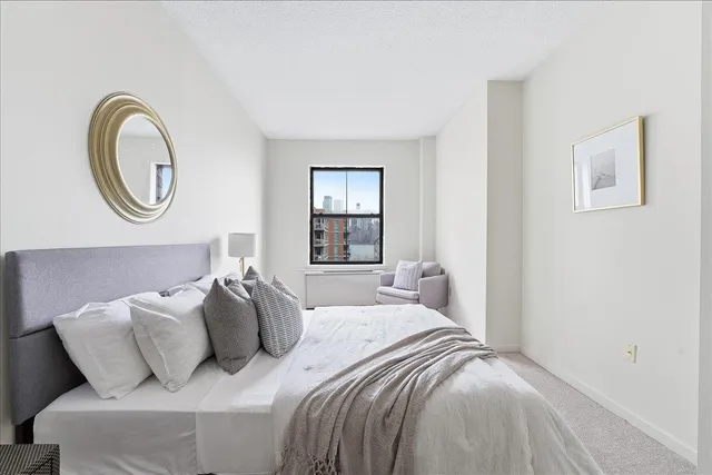 $649,000 | 1 Greene Street, Unit 606, Jersey City, NJ 07302