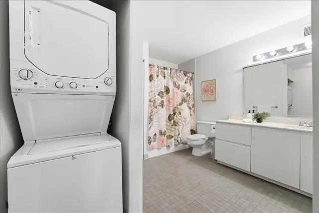 $649,000 | 1 Greene Street, Unit 606, Jersey City, NJ 07302