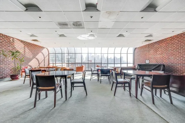 $649,000 | 1 Greene Street, Unit 606, Jersey City, NJ 07302