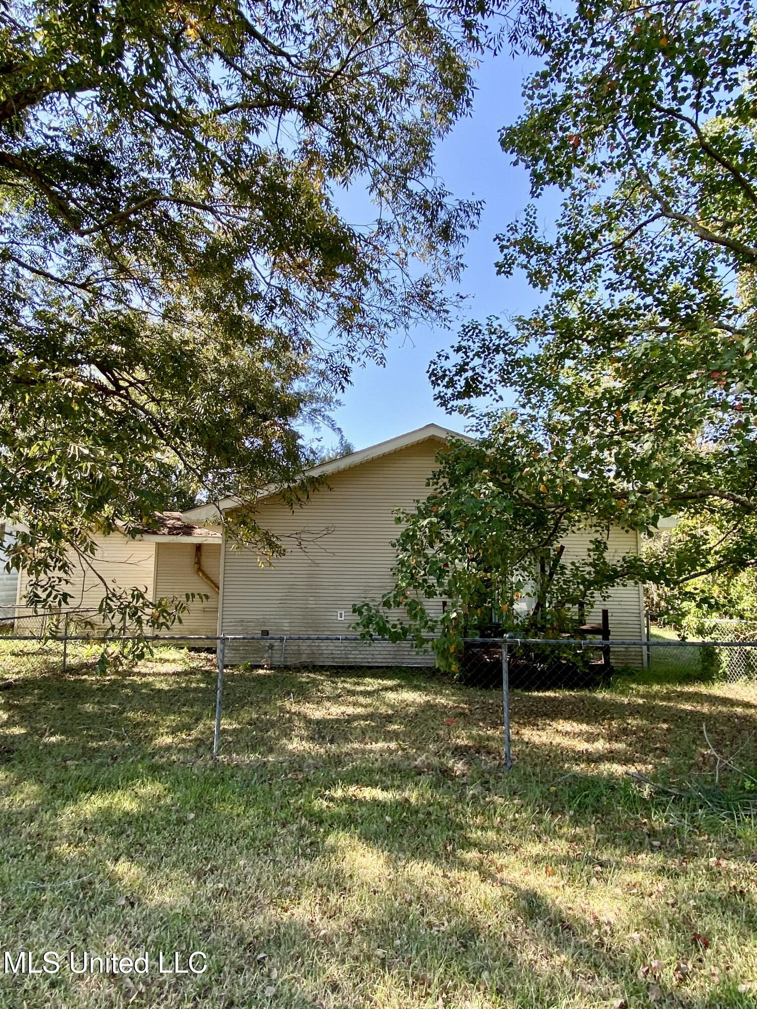 620 Williams Avenue Picayune, MS 39466 - Photo 3 of 9 3, side view, IMG_5556