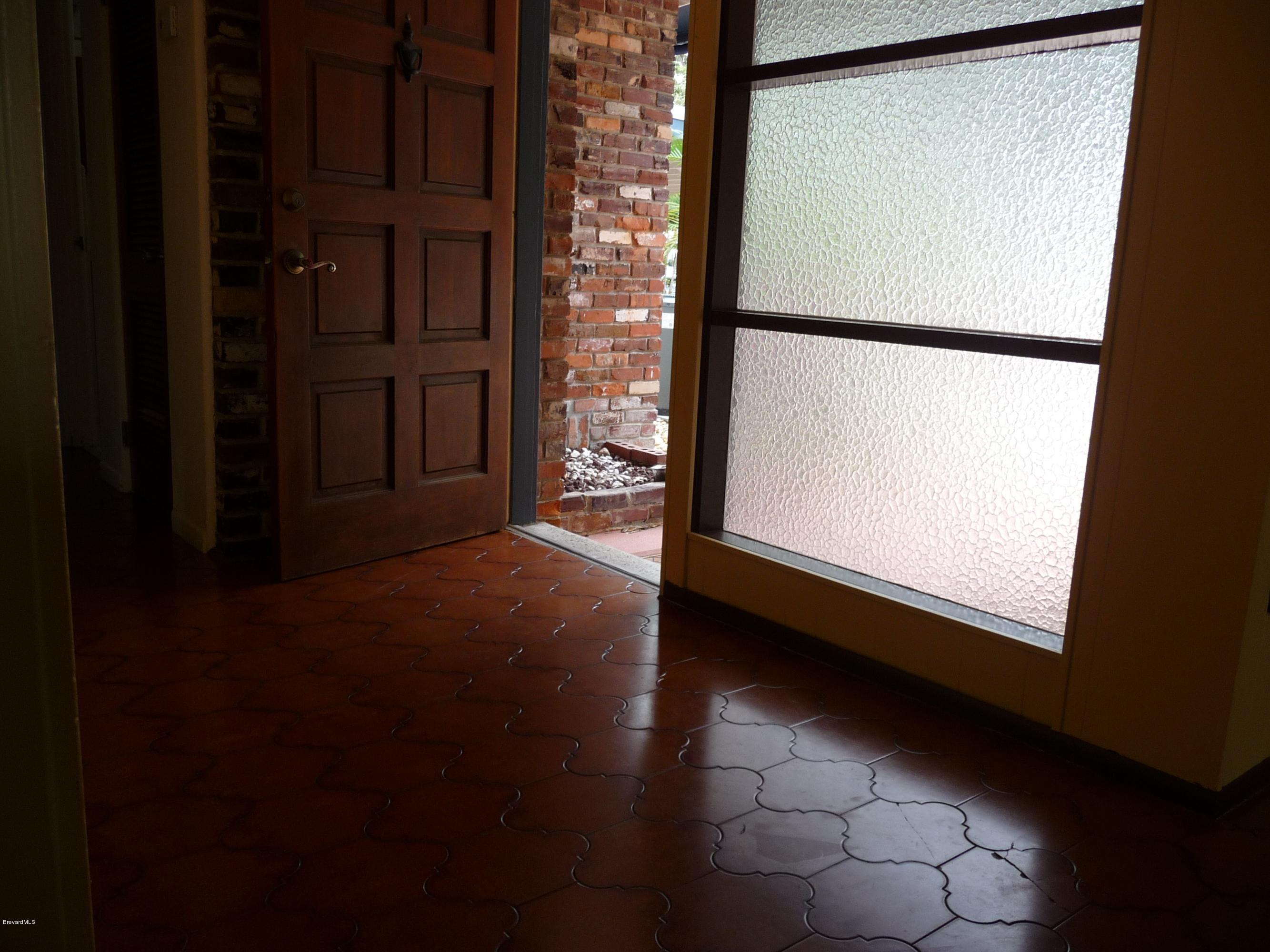 966 Santa Cruz Road Cocoa Beach, FL 32931 - Photo 10 of 12 Formal foyer entry