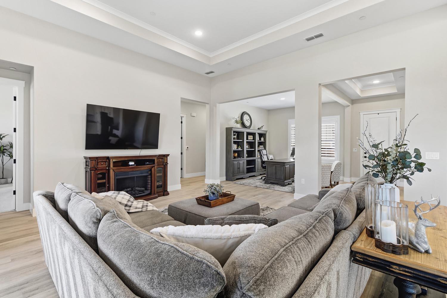 15027 Via Ghiberti Rancho Murieta, CA 95683 - Photo 14 of 68