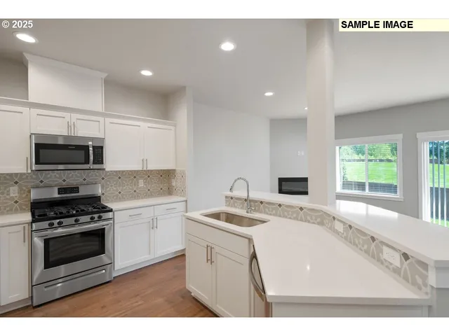 $424,960 | 2614 Waterlily Drive, Unit LOT 2, Eugene, OR 97403