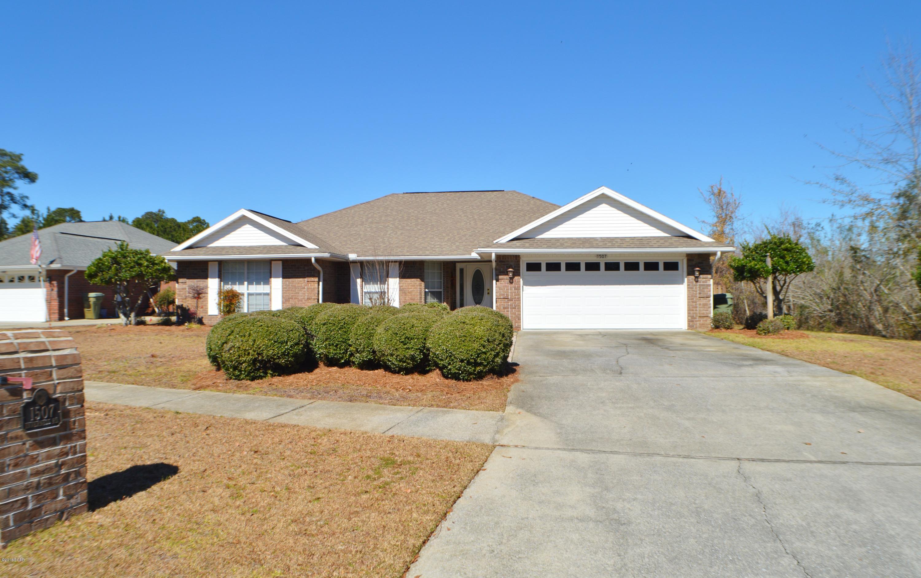 1507 Inverness Road Lynn Haven, FL 32444 - Photo 5 of 34 Gallery Image 5