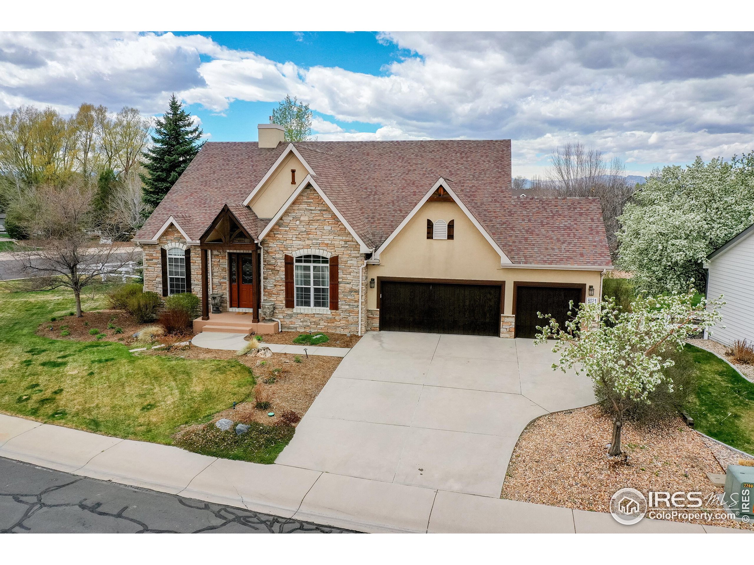 8021 North Louden Crossing Ct  