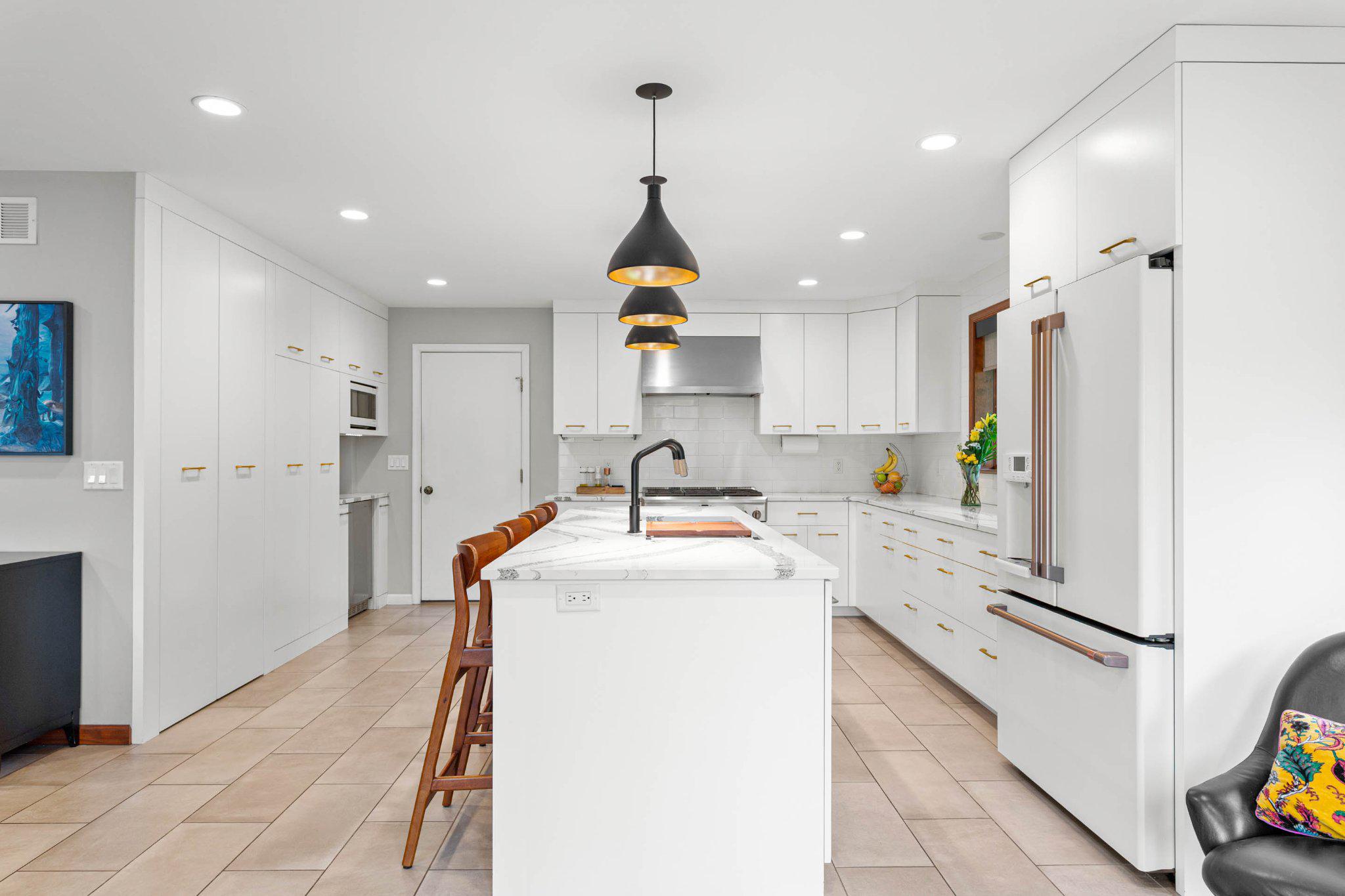 703 Ridge Road Pottstown, PA 19465 - Photo 14 of 68 Sleek modern kitchen with quartz countertops