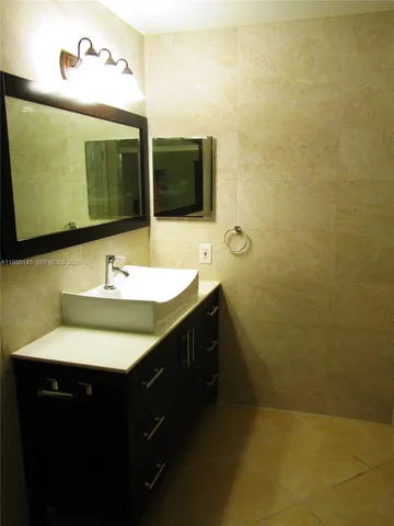 $1,750 | 1731 Northwest 96th Terrace, Unit 2J, Pembroke Pines, FL 33024