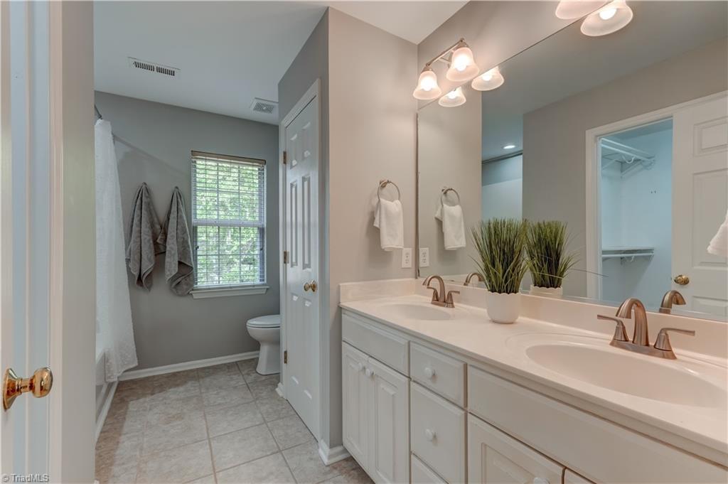 4025 Queens Grant Road Jamestown, NC 27282 - Photo 20 of 30