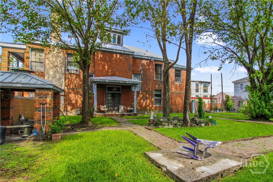 234 West 31st Street Savannah, GA 31401 - Photo 3 of 9