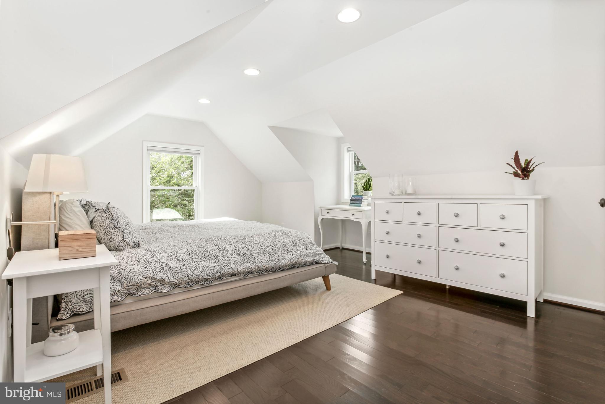 3220 Fayette Road Kensington, MD 20895 - Photo 11 of 36 Primary Bedroom Suite