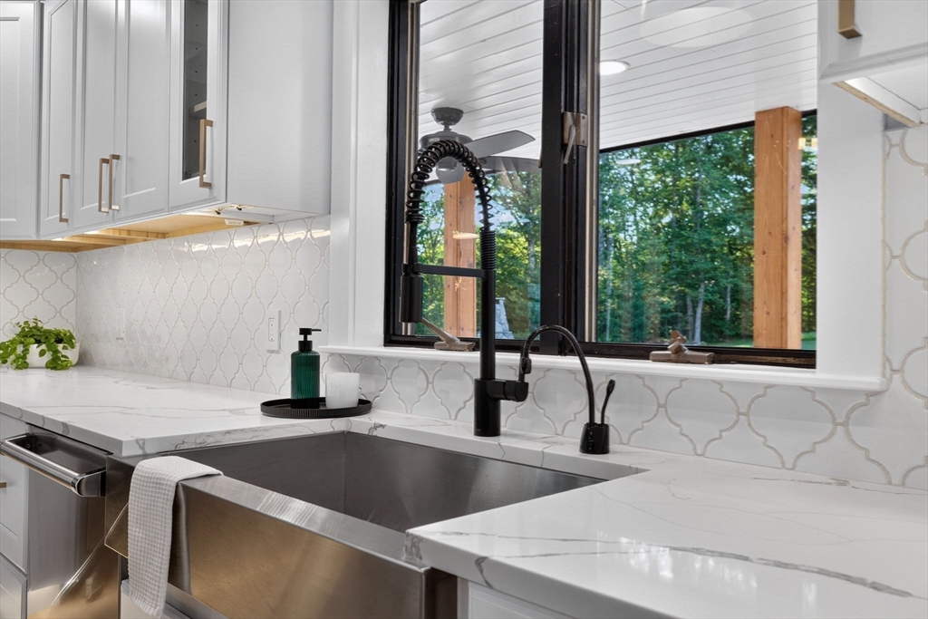 350 Main Street Rutland, MA 01543 - Photo 8 of 42