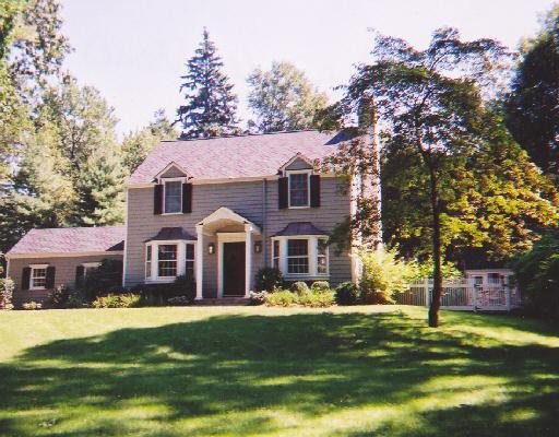 8 McLaren Road Darien, CT 06820 - Photo 1 of 1 Gallery Image 1
