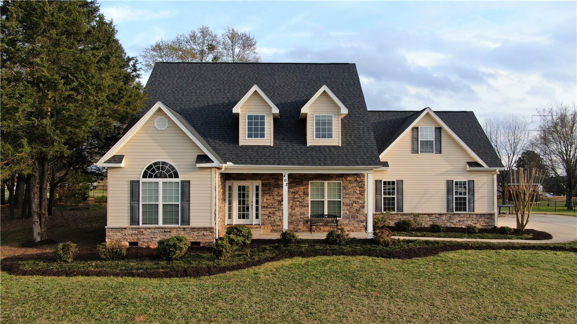 402 Milwee Creek Road Pendleton, SC 29670 - Photo 1 of 14