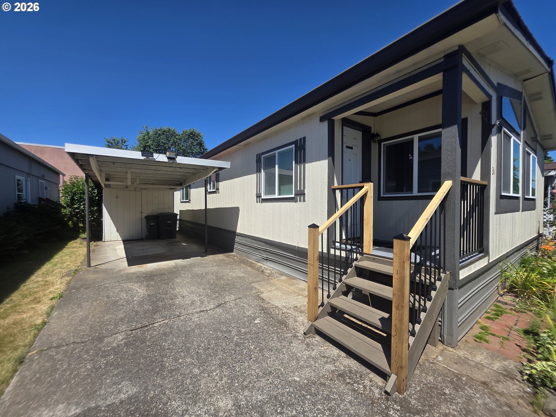 1901 Southeast Minter Bridge Road, Unit 38 Hillsboro, OR 97123 - Photo 3 of 16