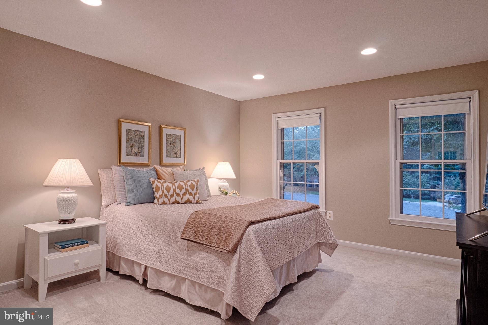 11869 Fawn Ridge Lane Reston, VA 20194 - Photo 18 of 30 Large secondary bedroom