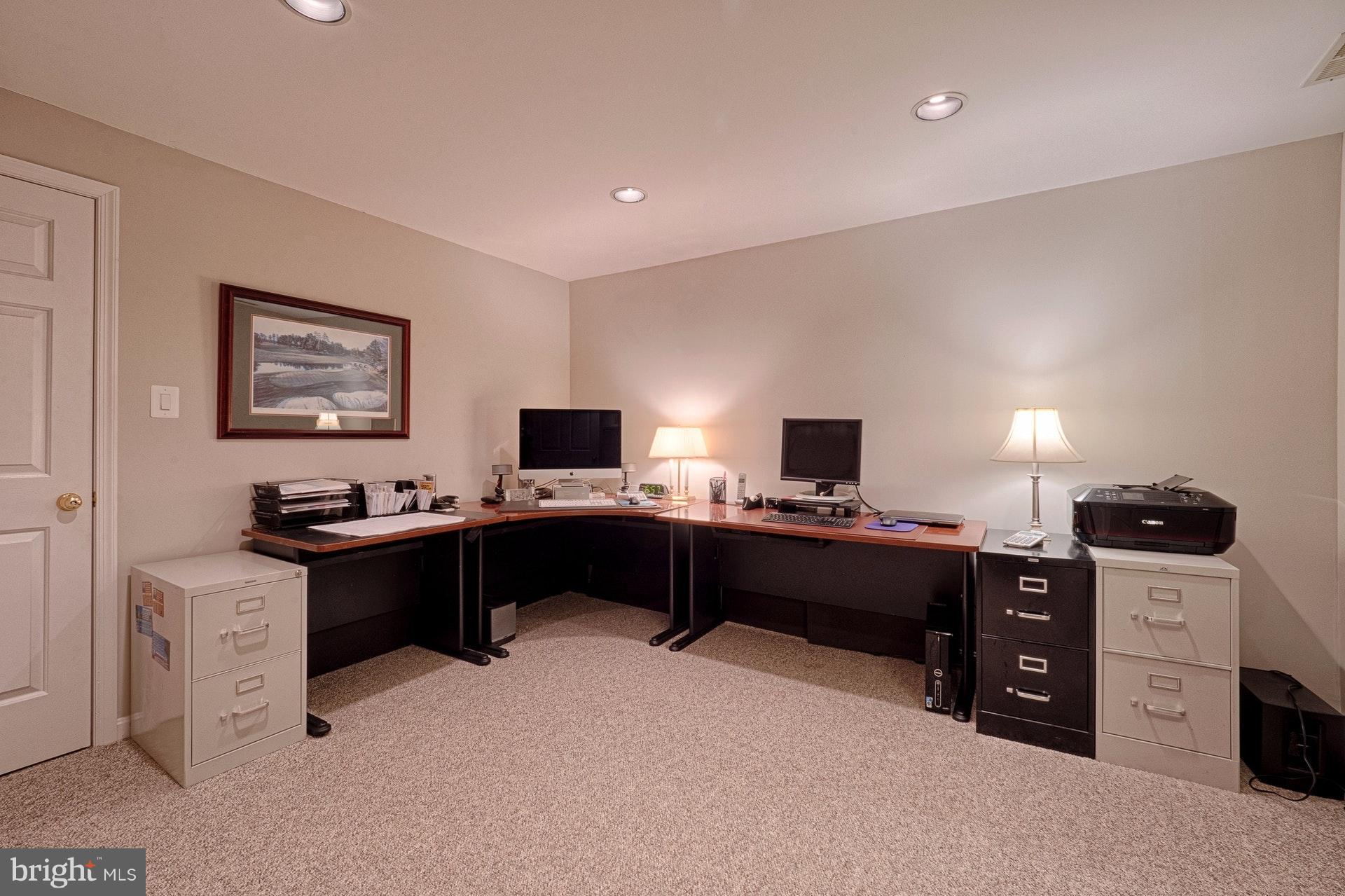 11869 Fawn Ridge Lane Reston, VA 20194 - Photo 23 of 30 Quiet office space