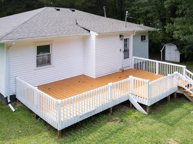 $215,000 | 11915 East L Avenue, Galesburg, MI 49053