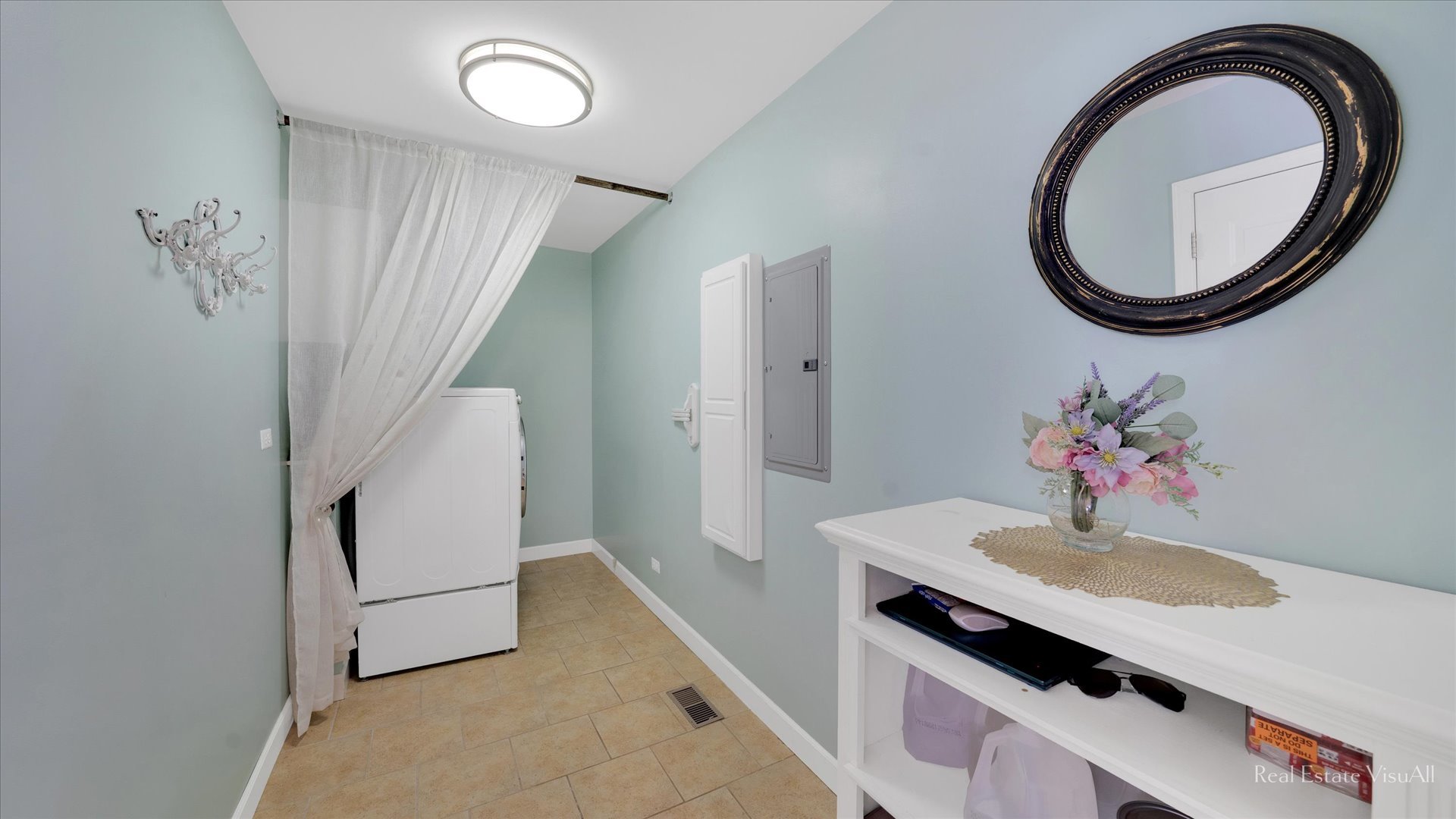 1385 Cooper Road Hoffman Estates, IL 60169 - Photo 15 of 26 a bathroom with a sink and a mirror