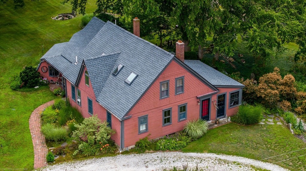 149 Pierce Street Rochester, MA 02770 - Photo 3 of 40