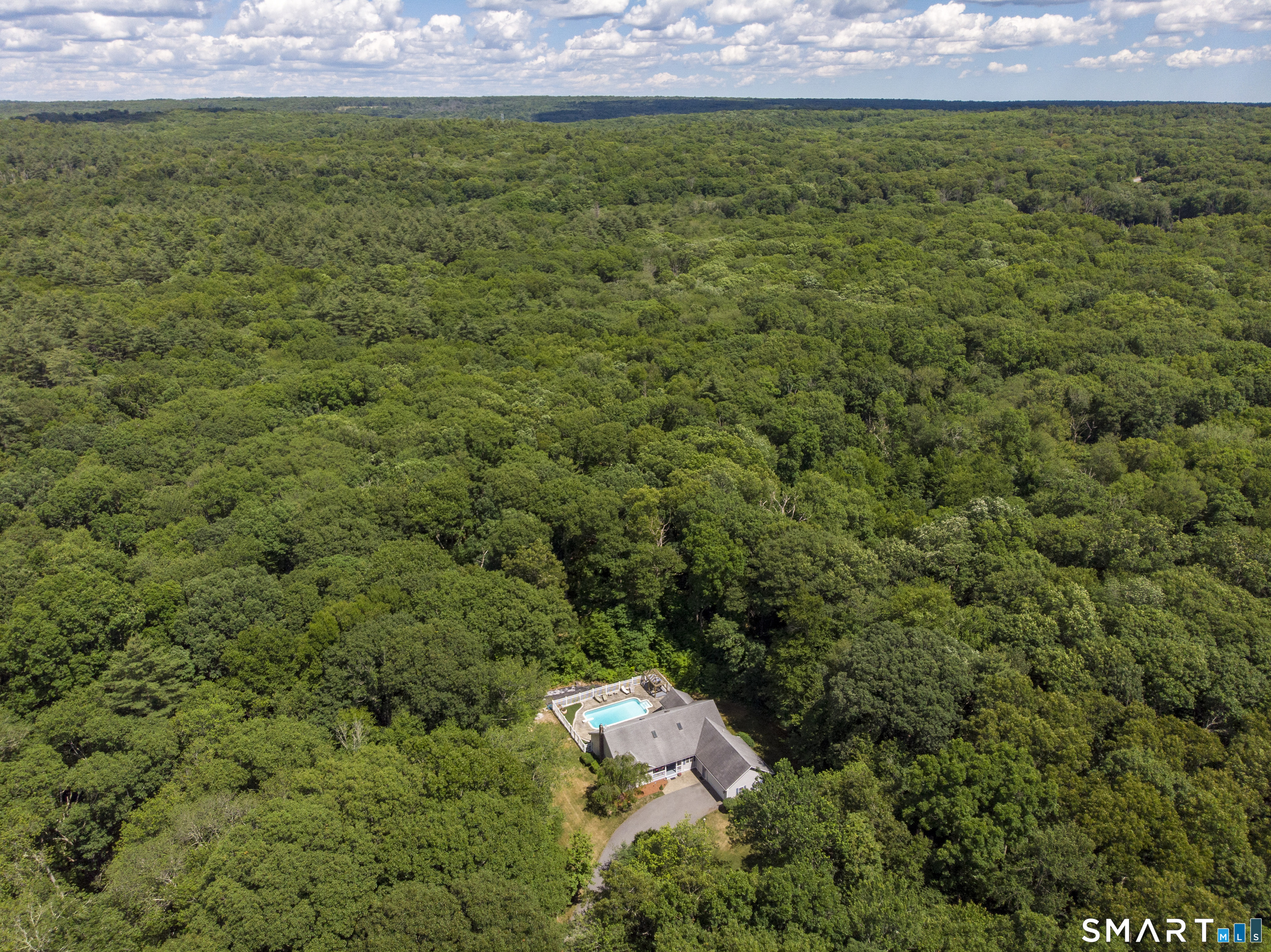 432 Green Hollow Road Killingly, CT 06239 - Photo 4 of 39