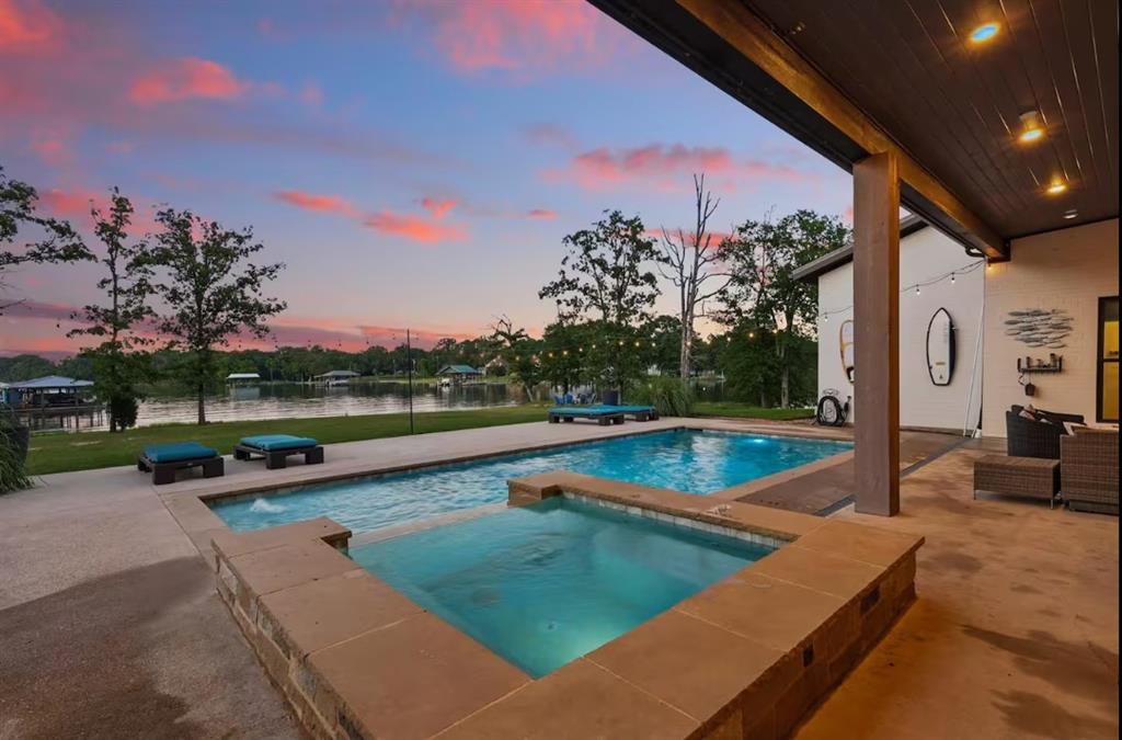 2752 Briarwood Harbor Road Malakoff, TX 75148 - Photo 5 of 37 a view of a patio with swimming pool