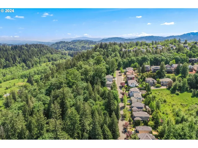 $180,000 | Southeast Duke Street, Portland, OR 97236