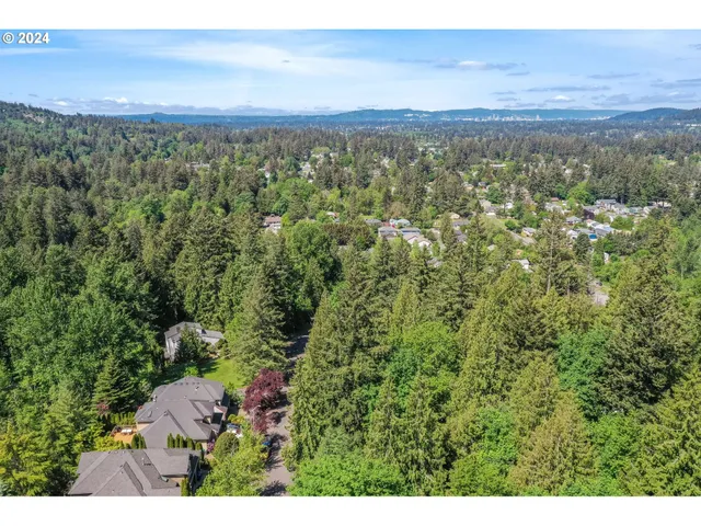 $180,000 | Southeast Duke Street, Portland, OR 97236