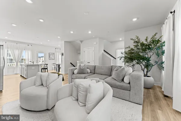 $427,000 | 11175 Conway Place, White Plains, MD 20695