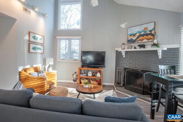 $259,000 | 485 Three Ridges, Roseland, VA 22967