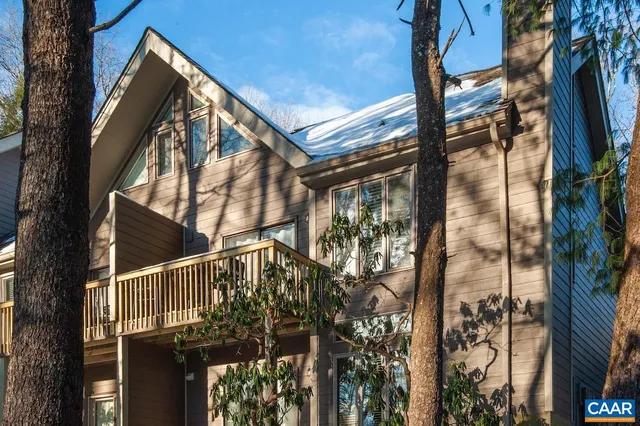 $259,000 | 485 Three Ridges, Roseland, VA 22967