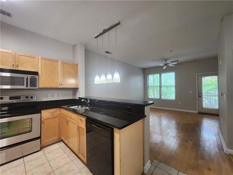 870 Mayson Turner Road Northwest, Unit 1228 Atlanta, GA 30314 - Photo 12 of 47