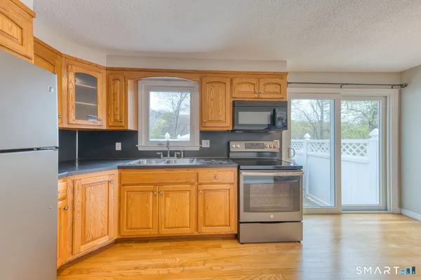$2,550 | Undisclosed Address, Southington, CT 06489
