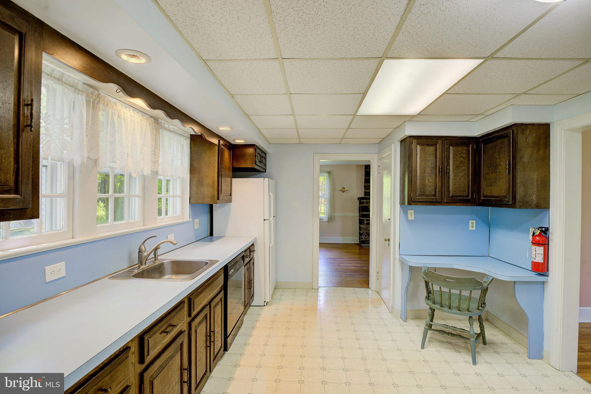 17 Wilburtha Road Ewing, NJ 08628 - Photo 9 of 23 Wash your dishes and enjoy the beautiful landscape