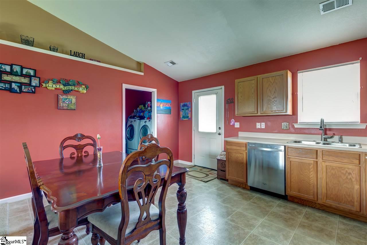 426 Rudd Road Piedmont, SC 29673 - Photo 7 of 26 Gallery Image 7