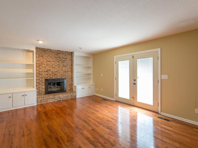 303 Valleybrook Road Hixson, TN 37343 - Photo 20 of 42 303 Valleybrook Rd. MLS-27