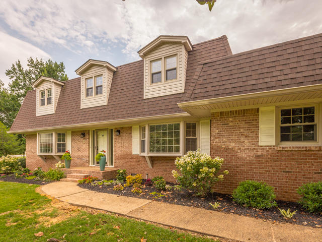 303 Valleybrook Road Hixson, TN 37343 - Photo 3 of 42 303 Valleybrook Rd. MLS-57