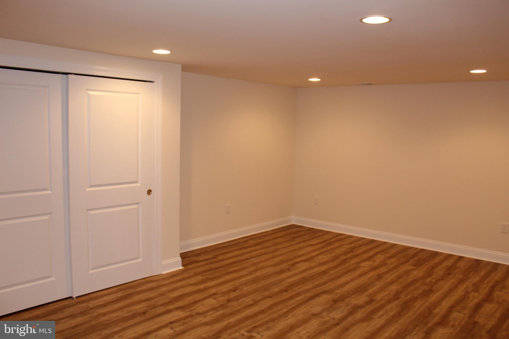 392 Emerson Road Huntingdon Valley, PA 19006 - Photo 31 of 33 Gallery Image 31