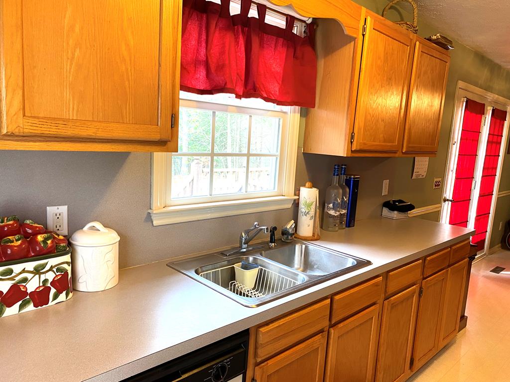 82 Holly Ridge Road Cana, VA 24317 - Photo 21 of 45 Gallery Image 21