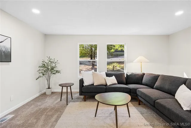 $344,900 | 4107 Emma Lou Drive, Floyds Knobs, IN 47119