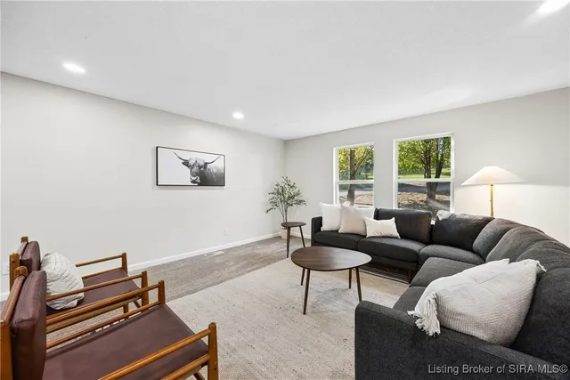 $344,900 | 4107 Emma Lou Drive, Floyds Knobs, IN 47119