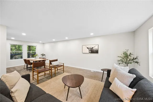 $344,900 | 4107 Emma Lou Drive, Floyds Knobs, IN 47119