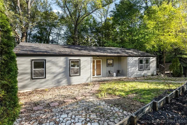 $344,900 | 4107 Emma Lou Drive, Floyds Knobs, IN 47119