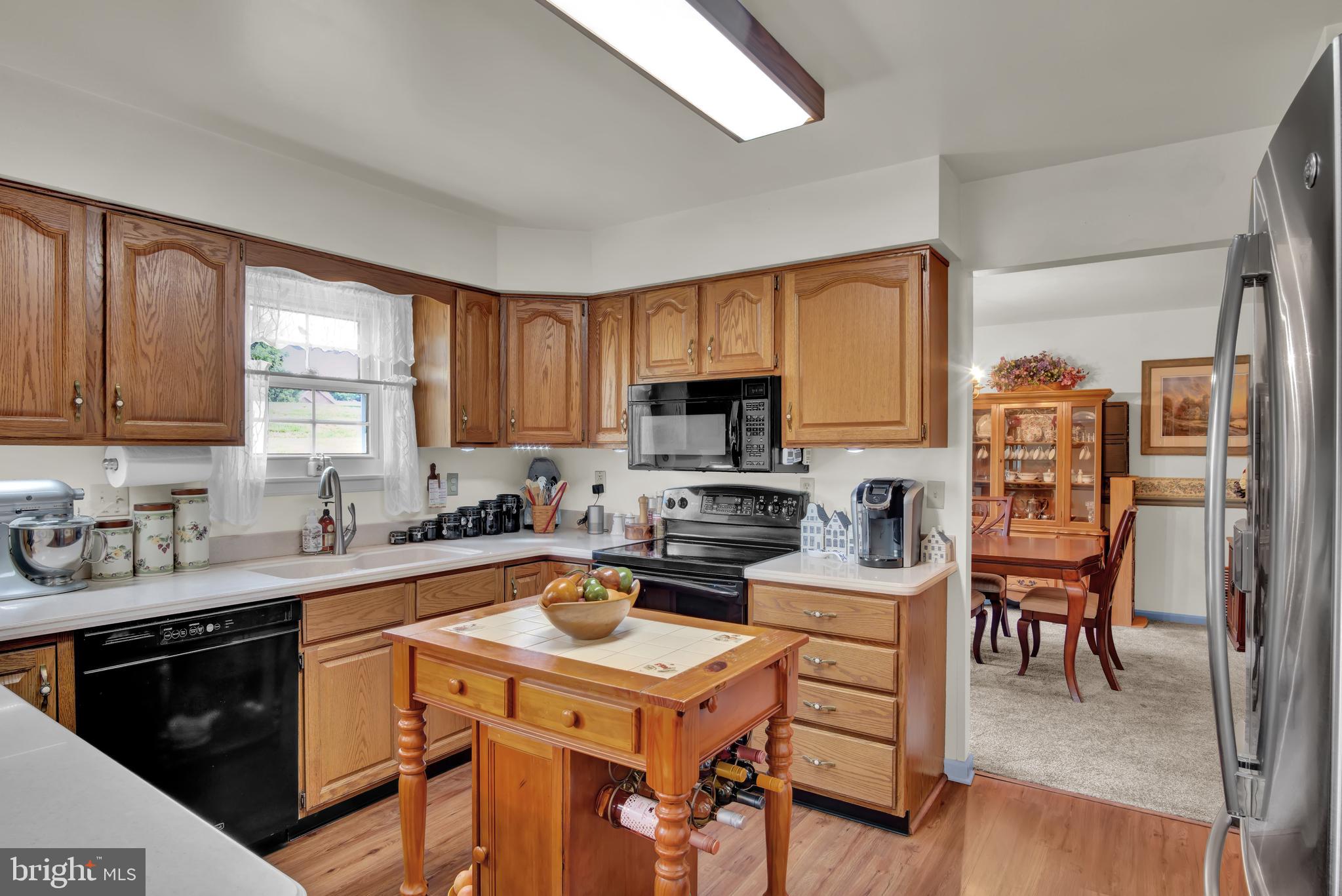 201 Fisher Road Etters, PA 17319 - Photo 8 of 43 Gallery Image 8