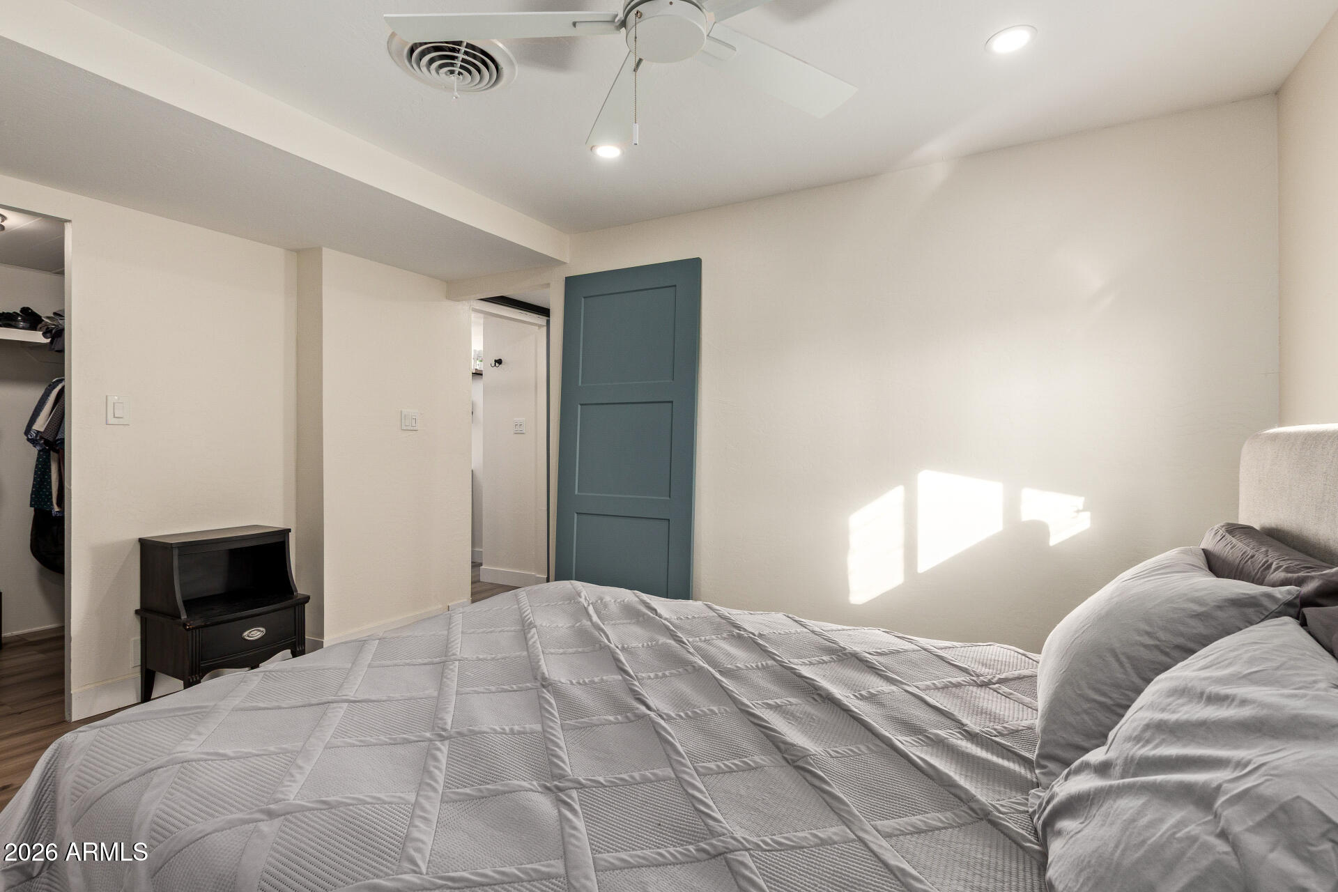 10401 North Cave Creek Road, Unit 324 Phoenix, AZ 85020 - Photo 15 of 26 19 - Cave Creek