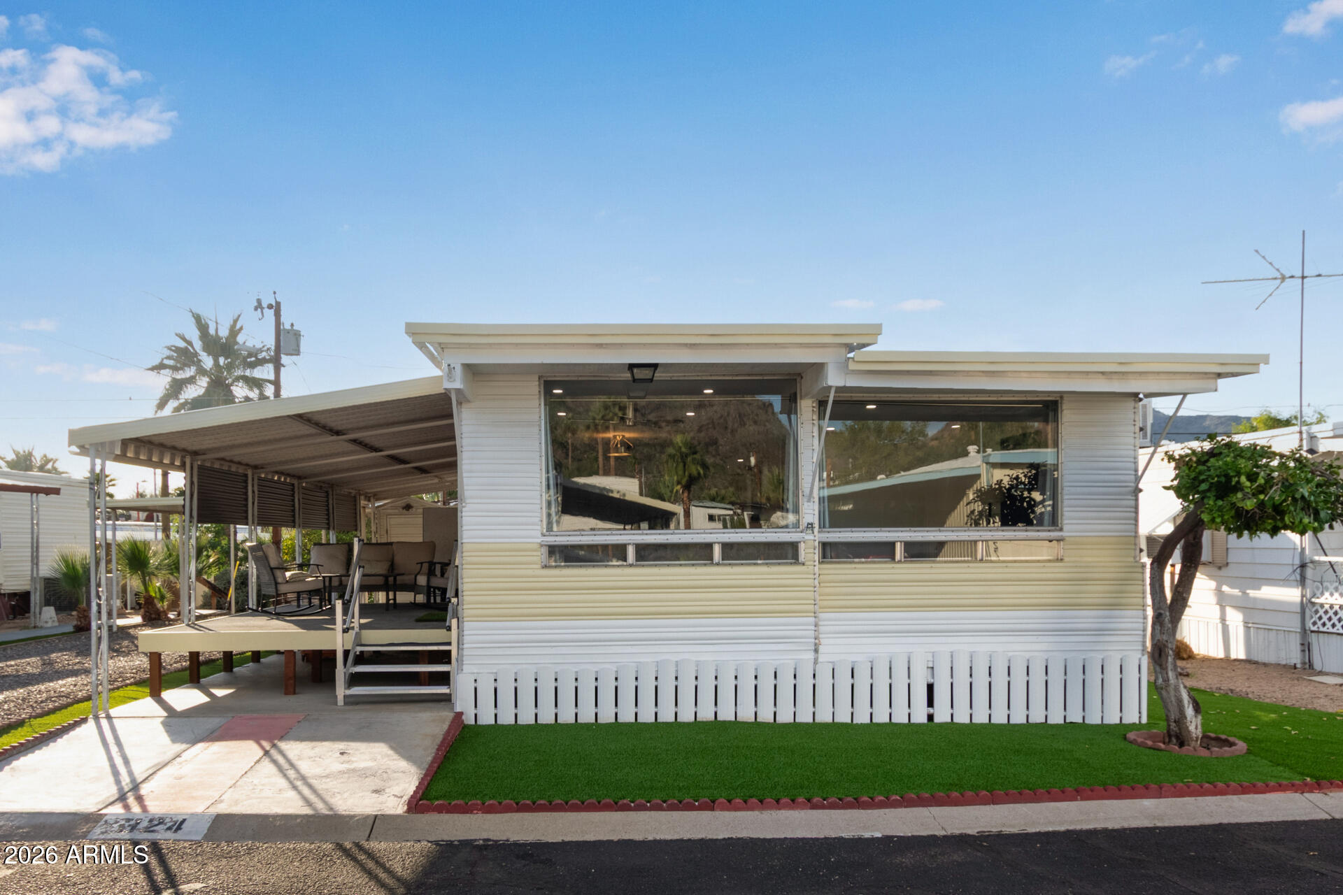 10401 North Cave Creek Road, Unit 324 Phoenix, AZ 85020 - Photo 2 of 28 02 - Cave Creek