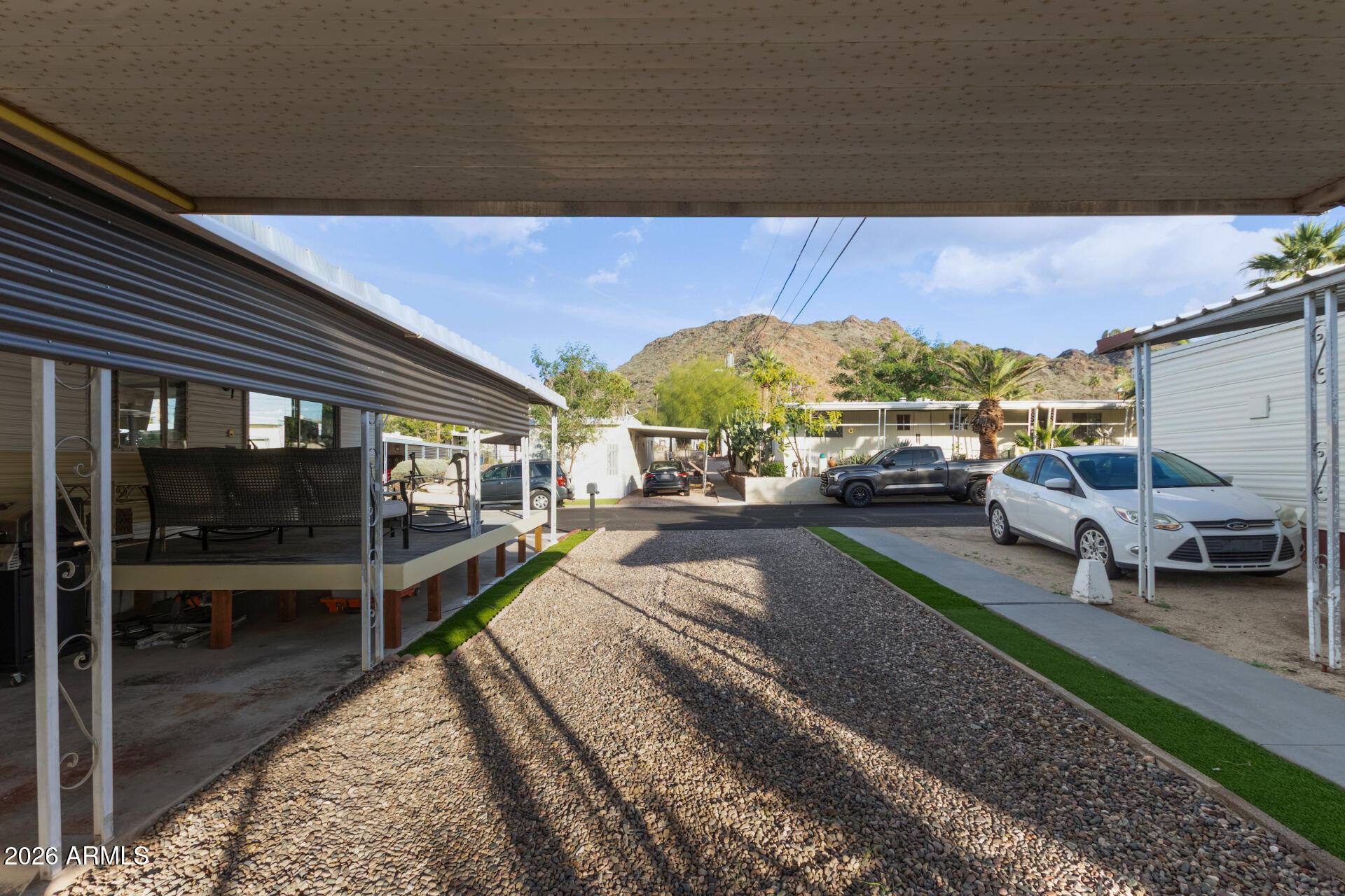 10401 North Cave Creek Road, Unit 324 Phoenix, AZ 85020 - Photo 3 of 26 07 - Cave Creek