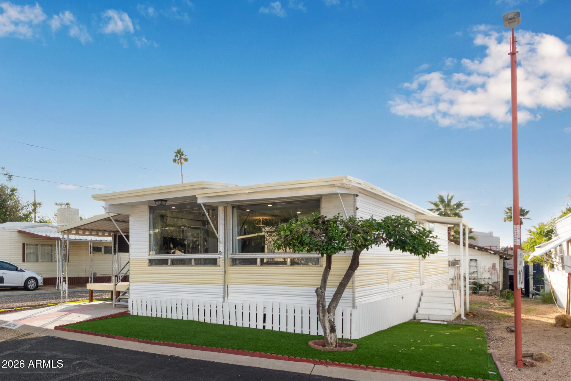 10401 North Cave Creek Road, Unit 324 Phoenix, AZ 85020 - Photo 6 of 28 06 - Cave Creek
