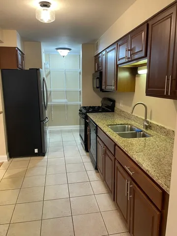 $2,500 | 1 North Chestnut Avenue, Unit 4D, Arlington Heights, IL 60005