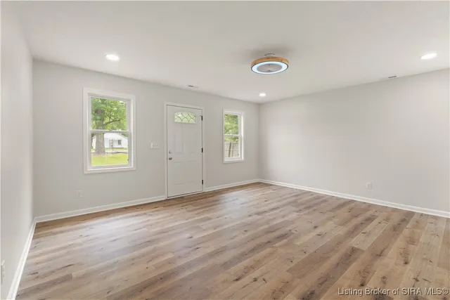 $296,900 | 6607 Hibernia Road, Charlestown, IN 47111